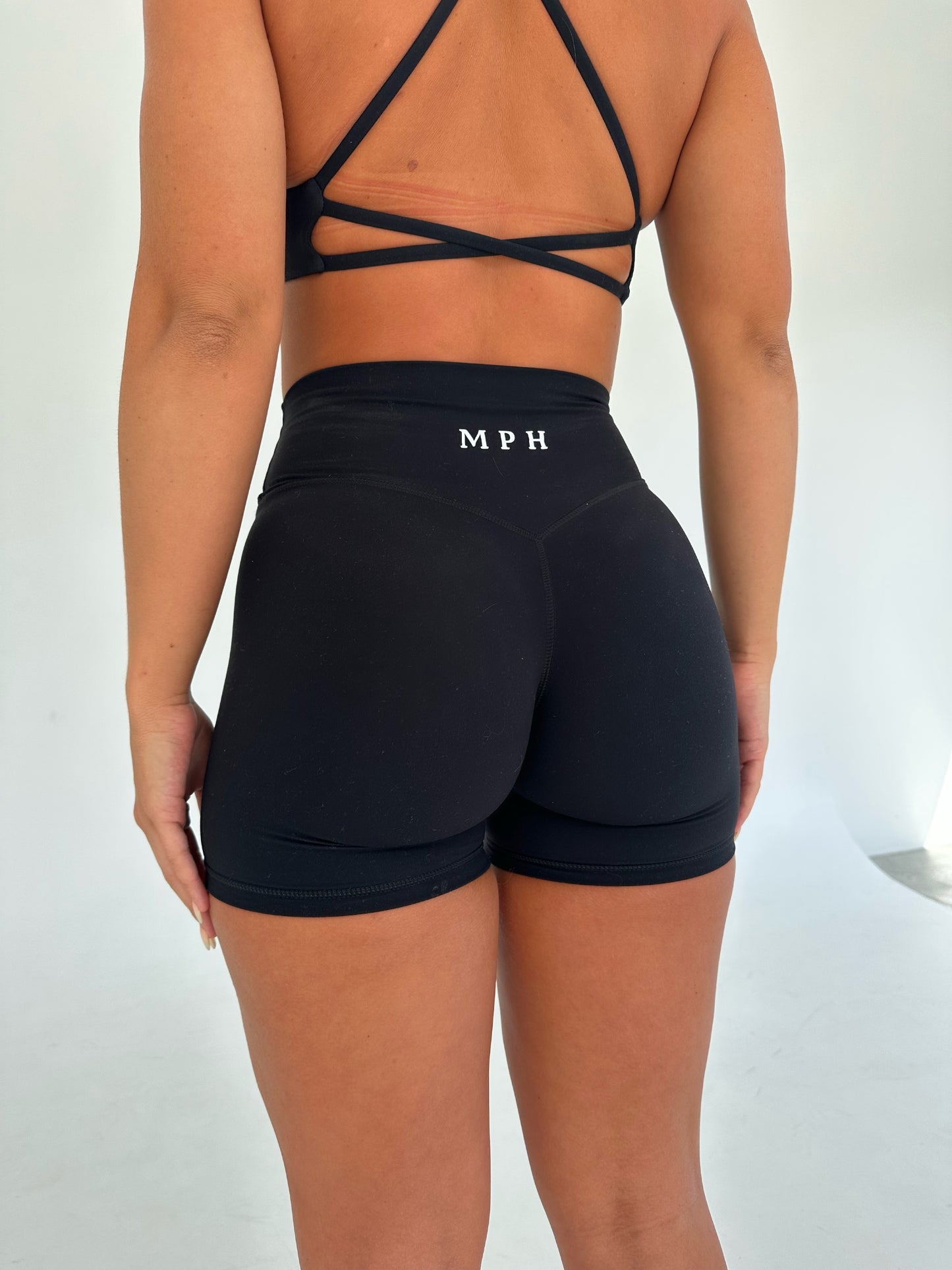 Energy Shorts - BLACK