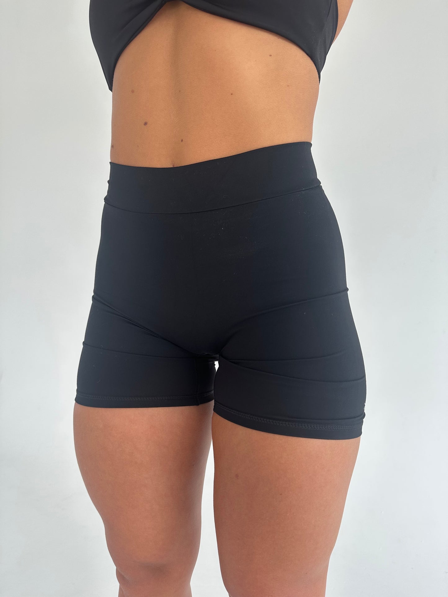 Tame Shorts - BLACK