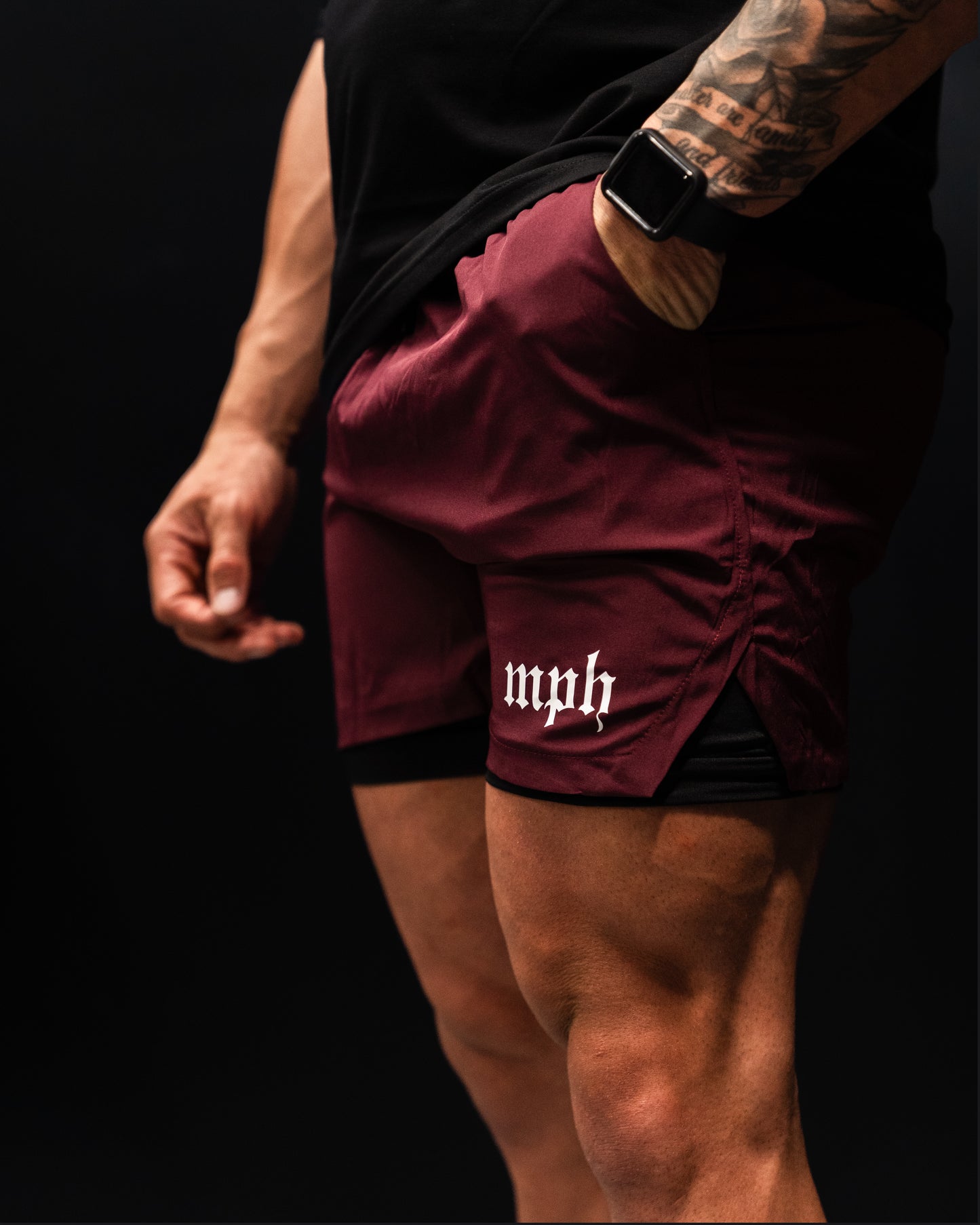 Core Compression Shorts - MAROON