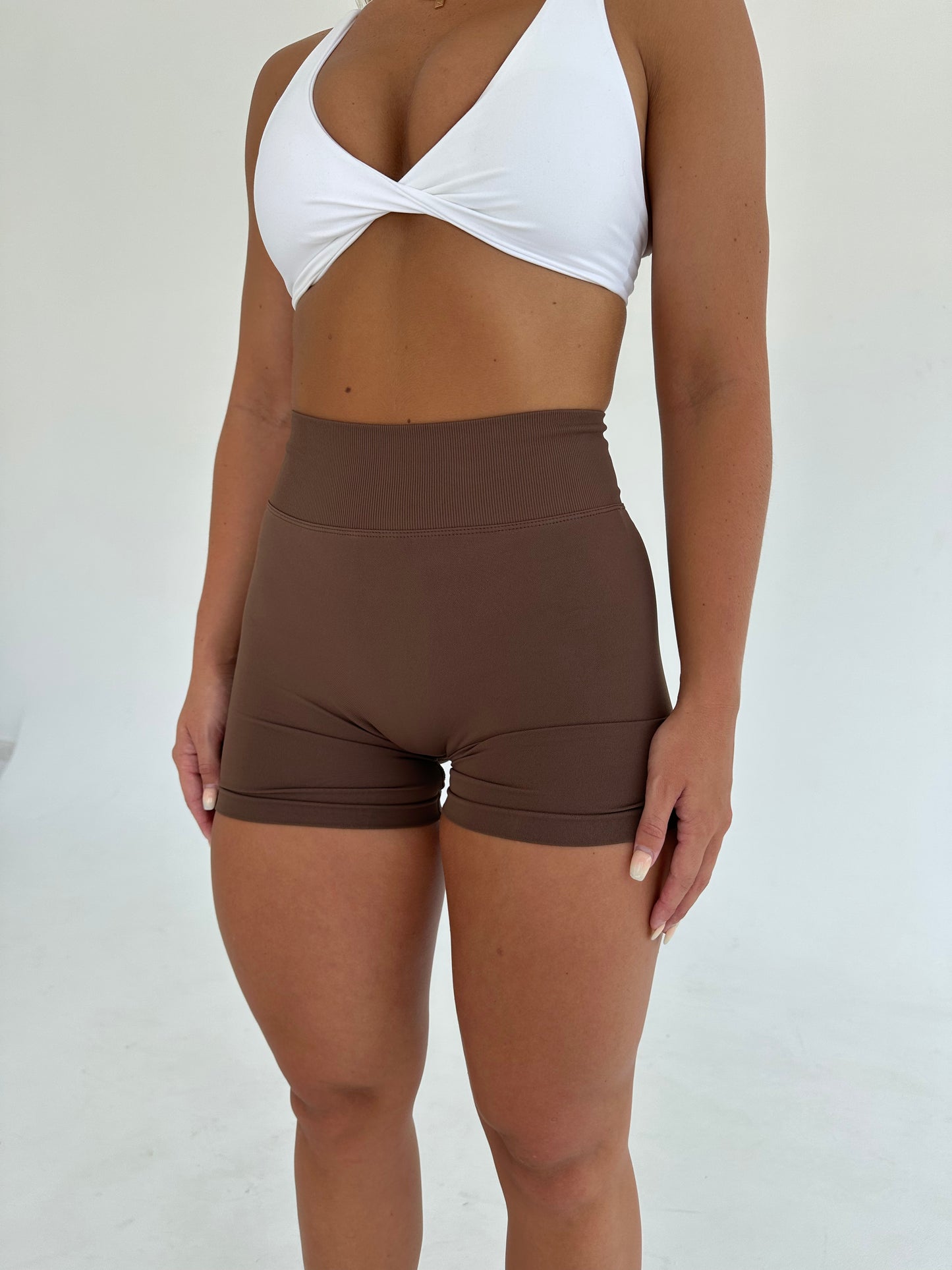 Essential shorts - CHOCOLATE