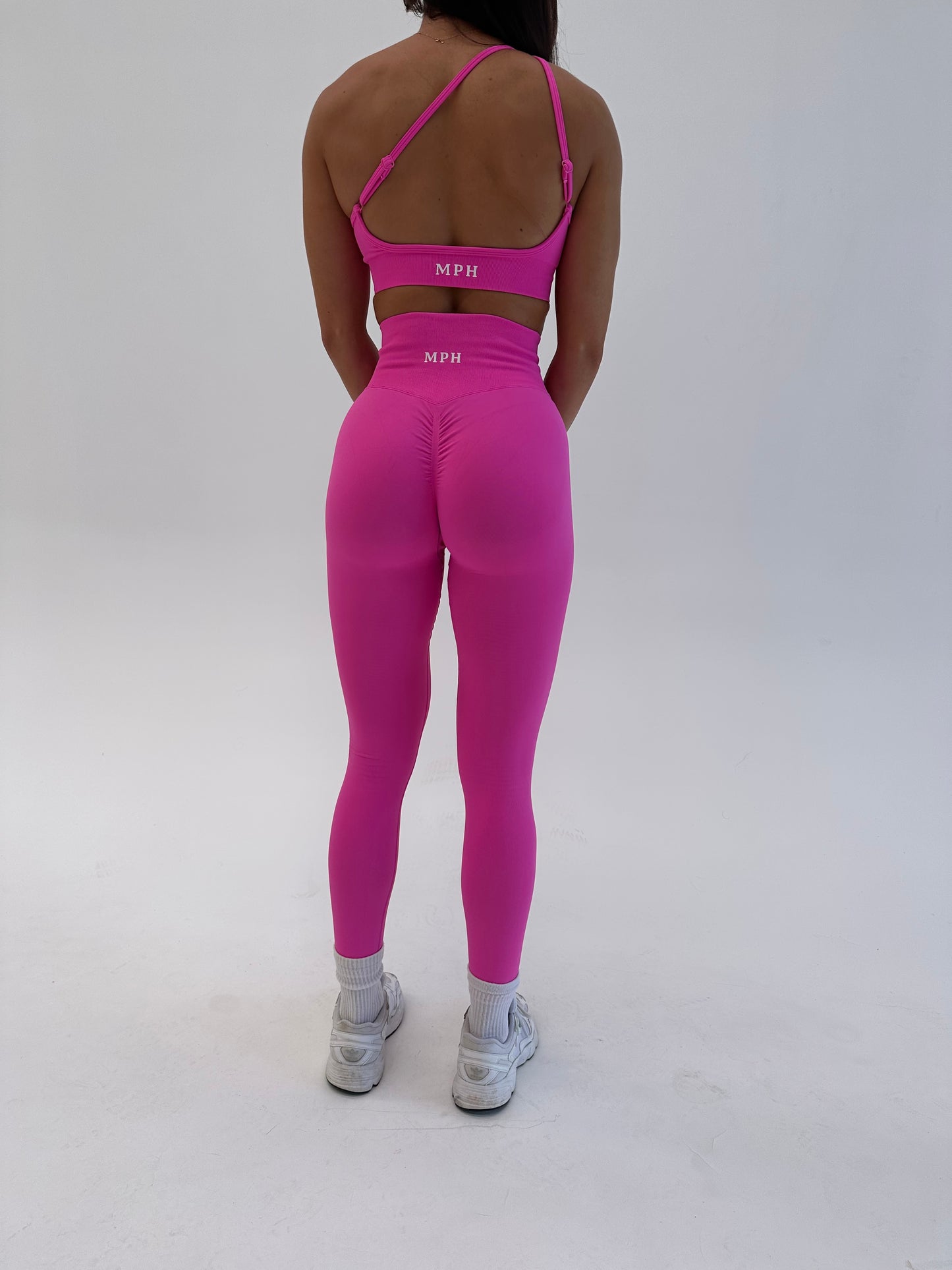 Essential Leggings - BARBIE PINK
