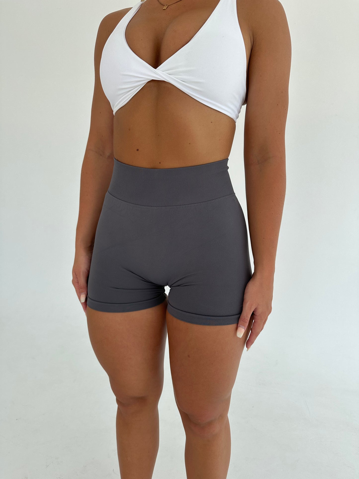 Essential shorts - STEEL GREY
