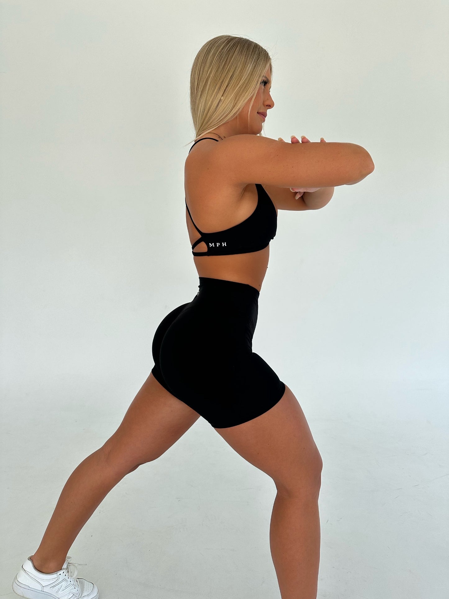 Energy Shorts - BLACK