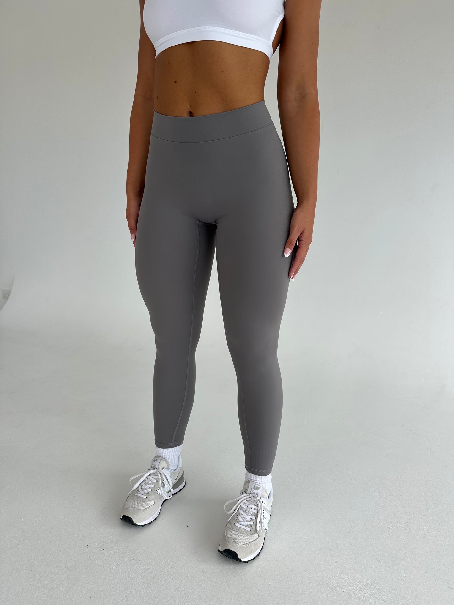 Tame Leggings - SMOKE GREY
