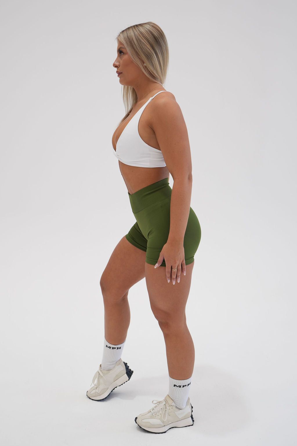 Essential Shorts - JUNGLE