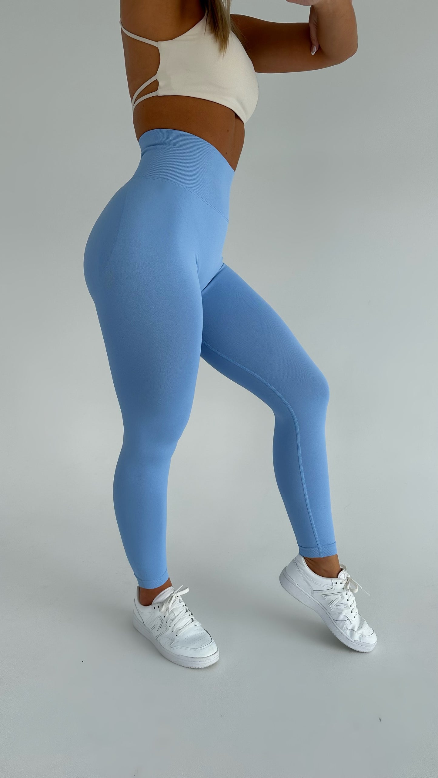 Essential Leggings - SKY BLUE