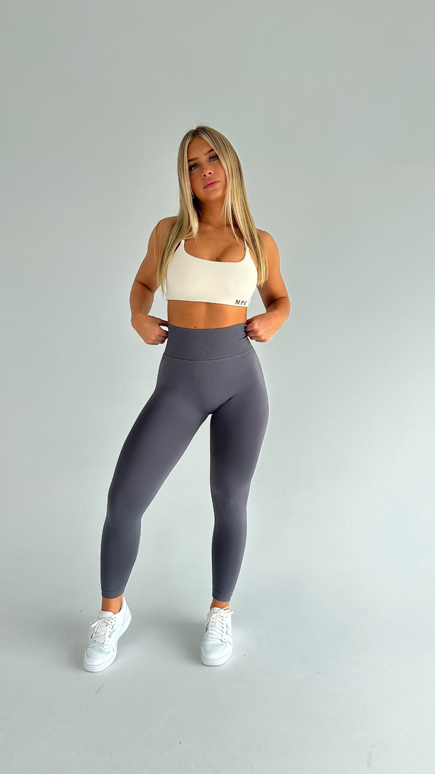 Essential Leggings - STEEL GREY