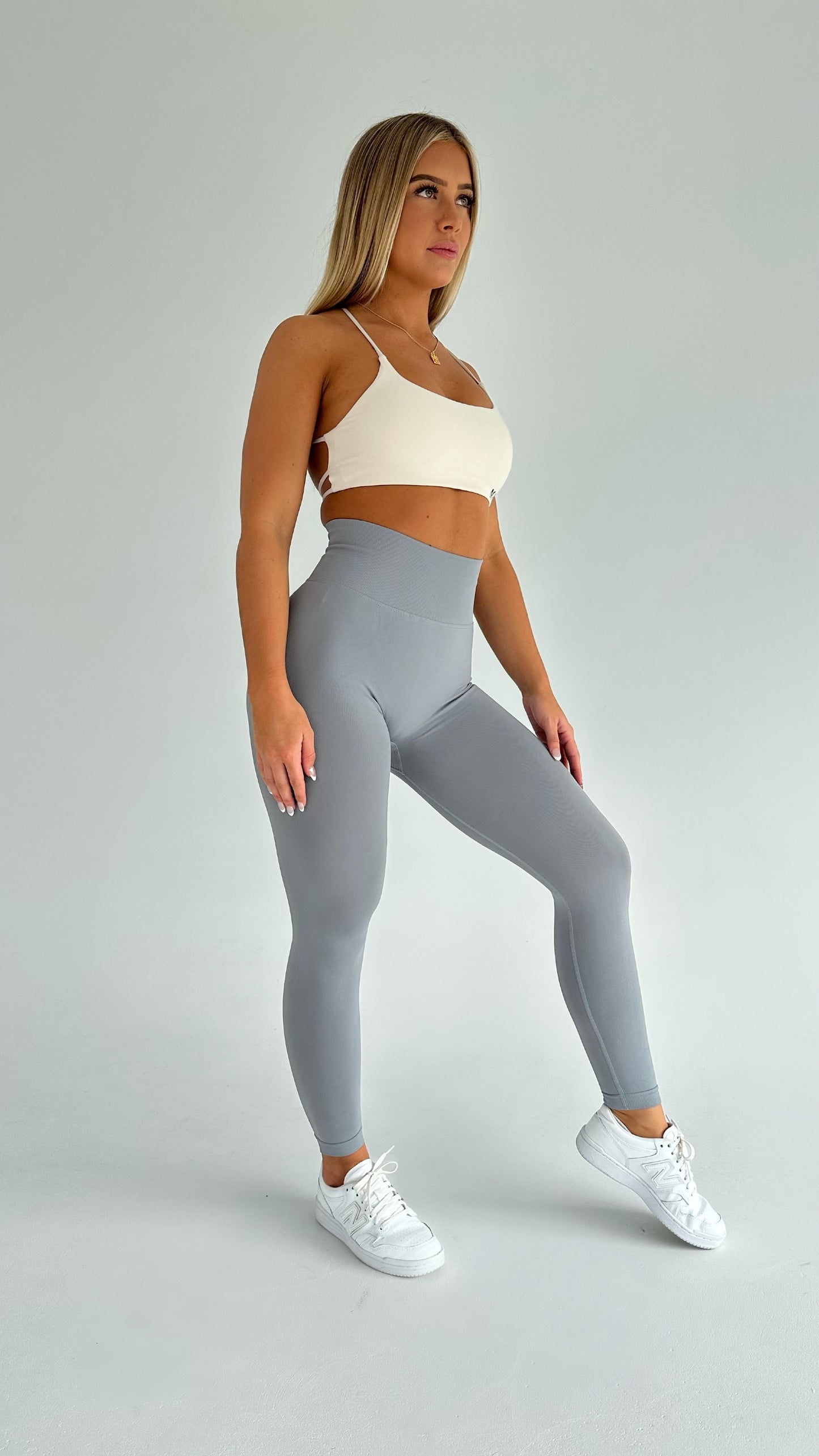 Essential Leggings - LIGHT GREY