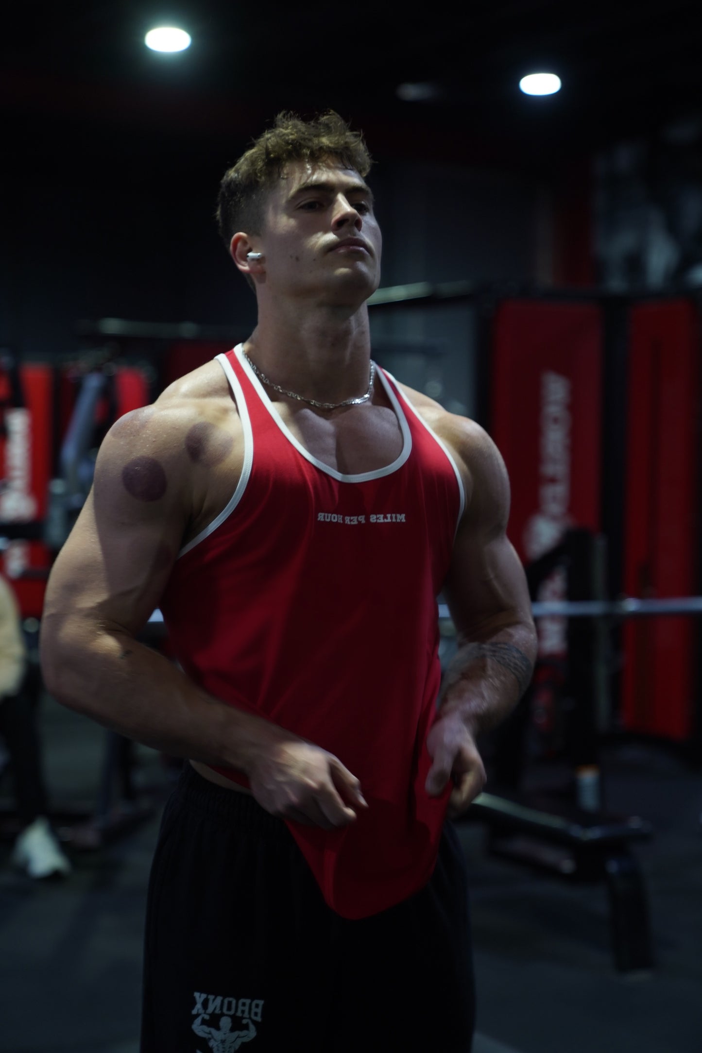 Phantom Tank - RED