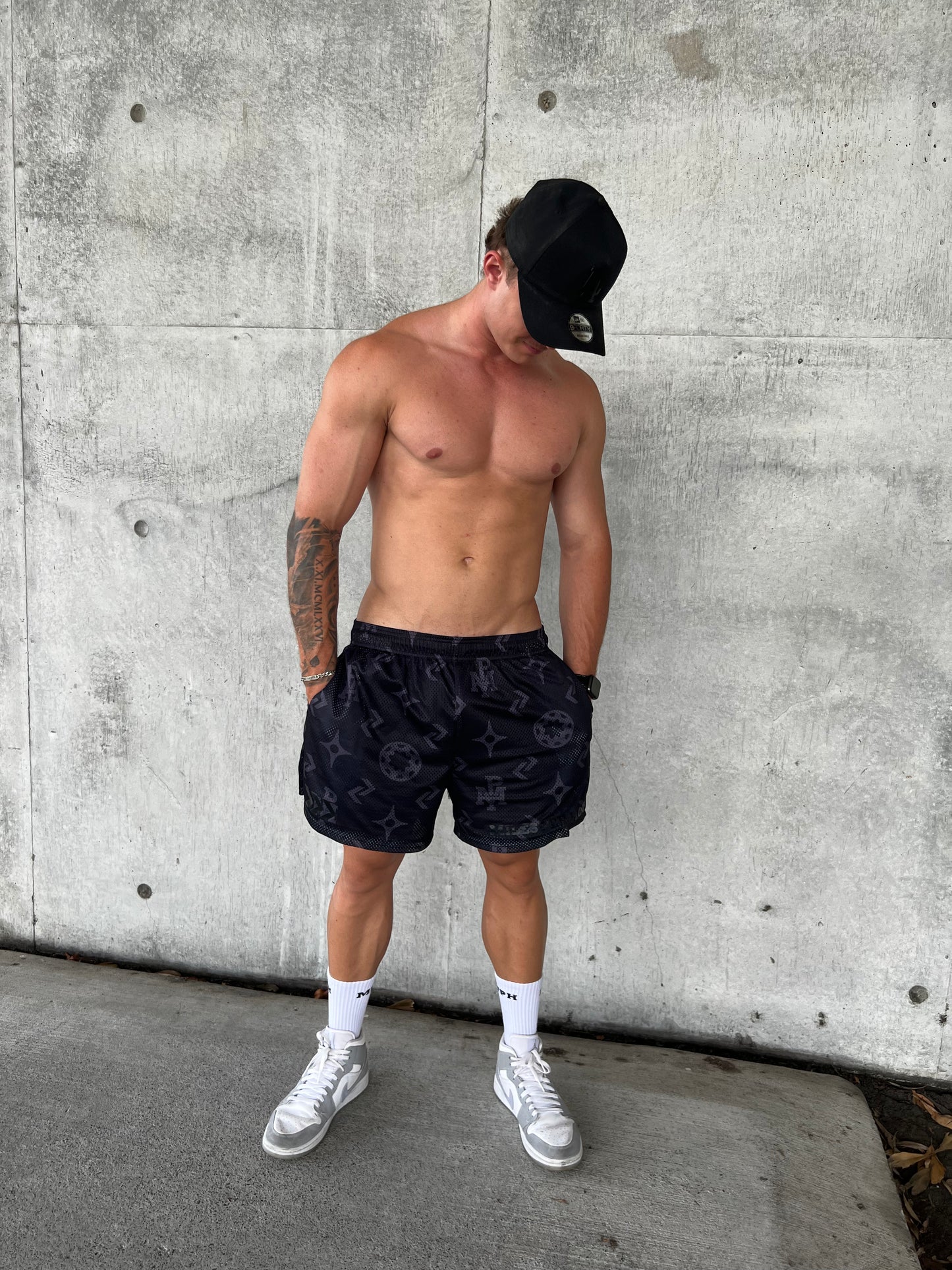 Lux Shorts - Black Out Edition