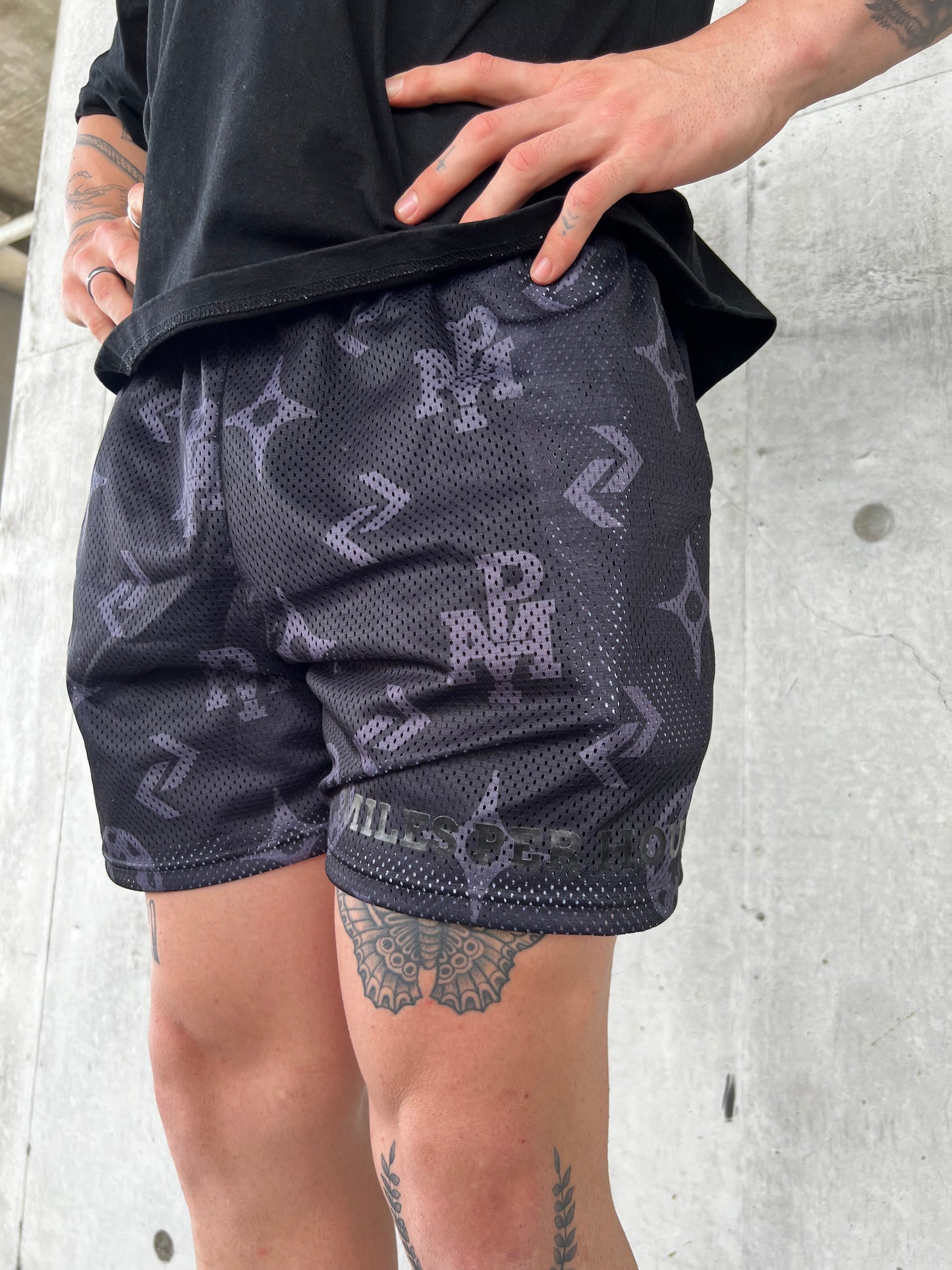 Lux Shorts - Black Out Edition