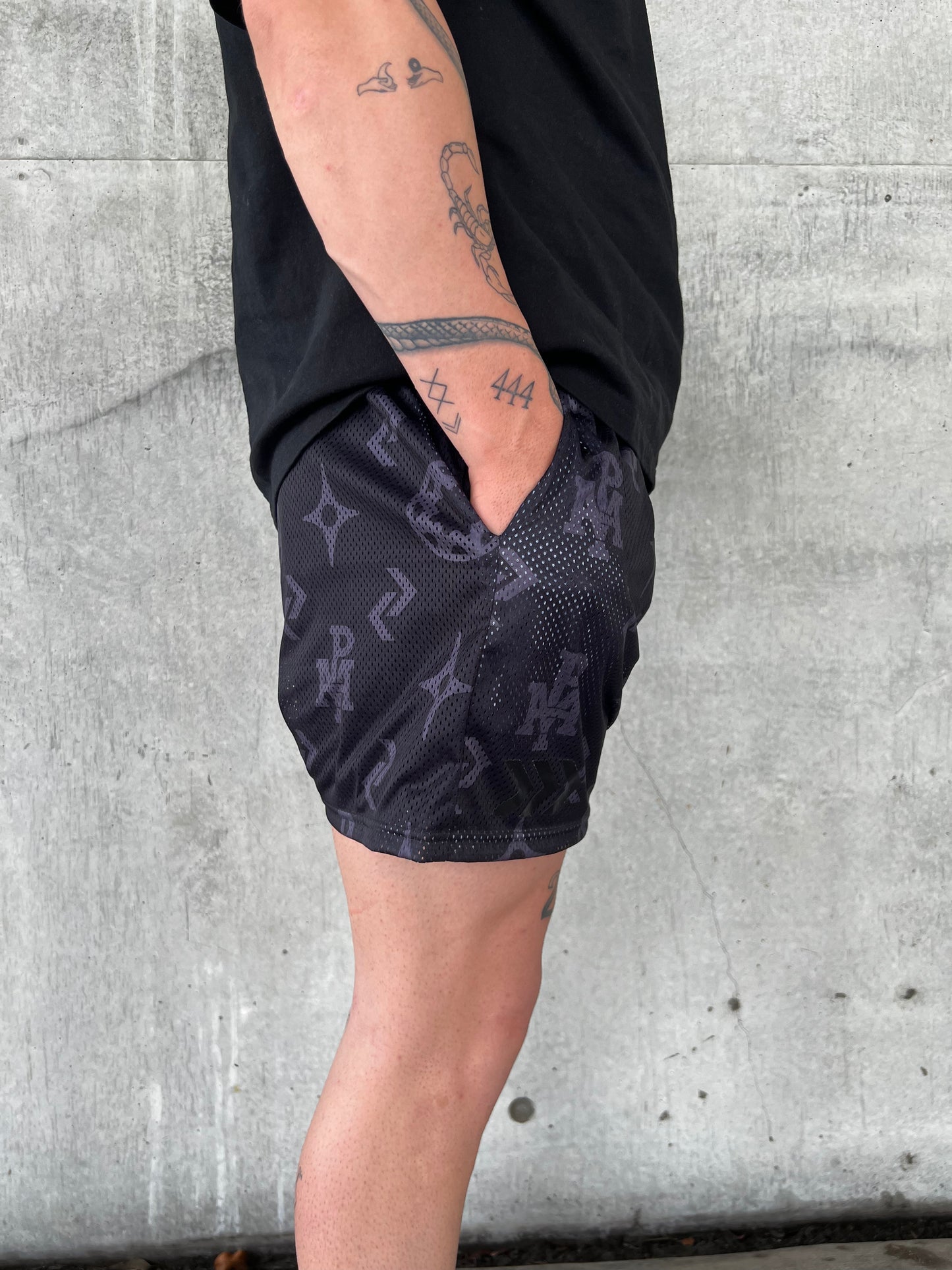 Lux Shorts - Black Out Edition