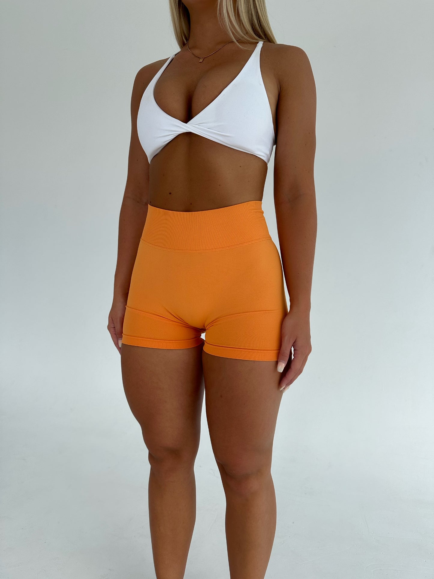 Essential Shorts -  ORANGE